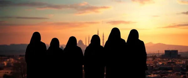 La UE expulsa a un centenar de mujeres afganas y ha puesto en manos de los talibanes a algunas de ellas